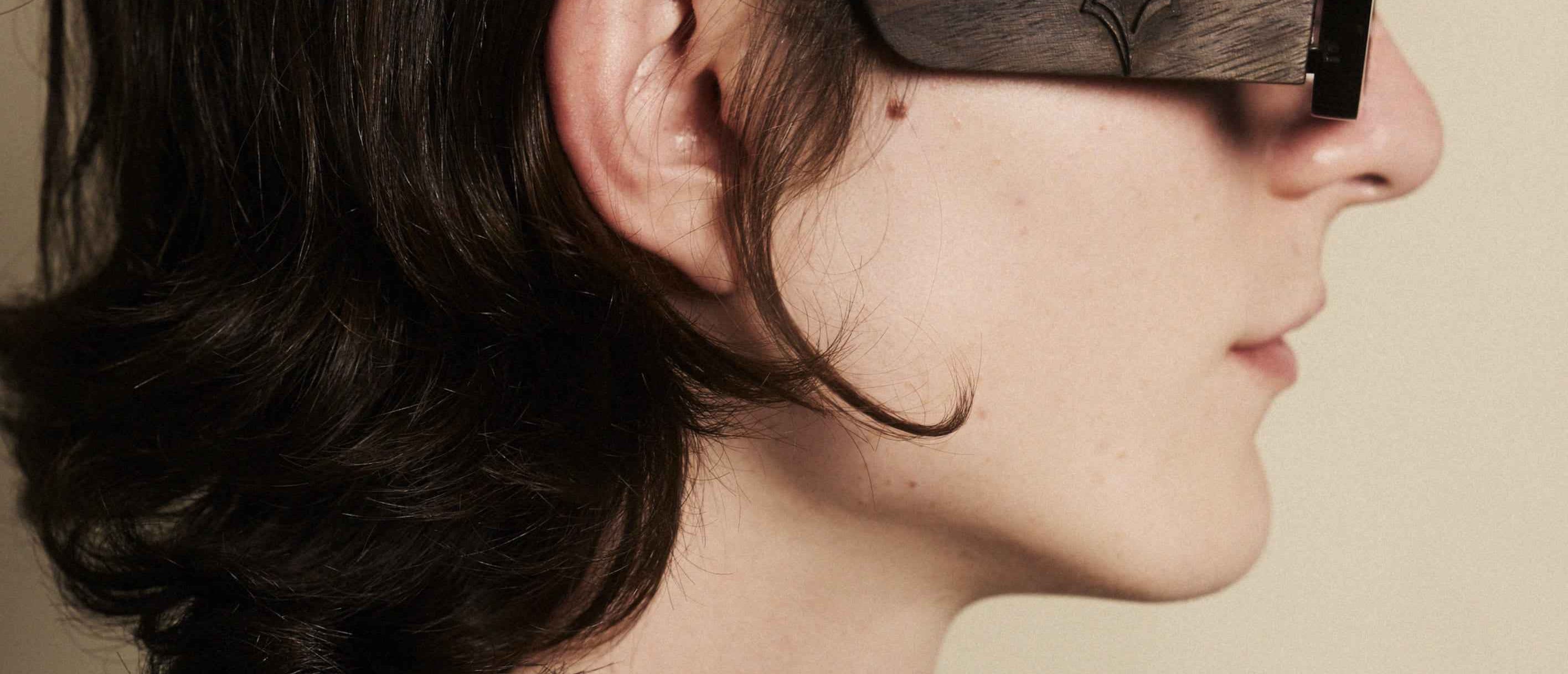 Gafas artesanales Laveta hechas a mano en madera certificada, bioacetato Mazzhucchelli y lentes Zeiss. Calafat