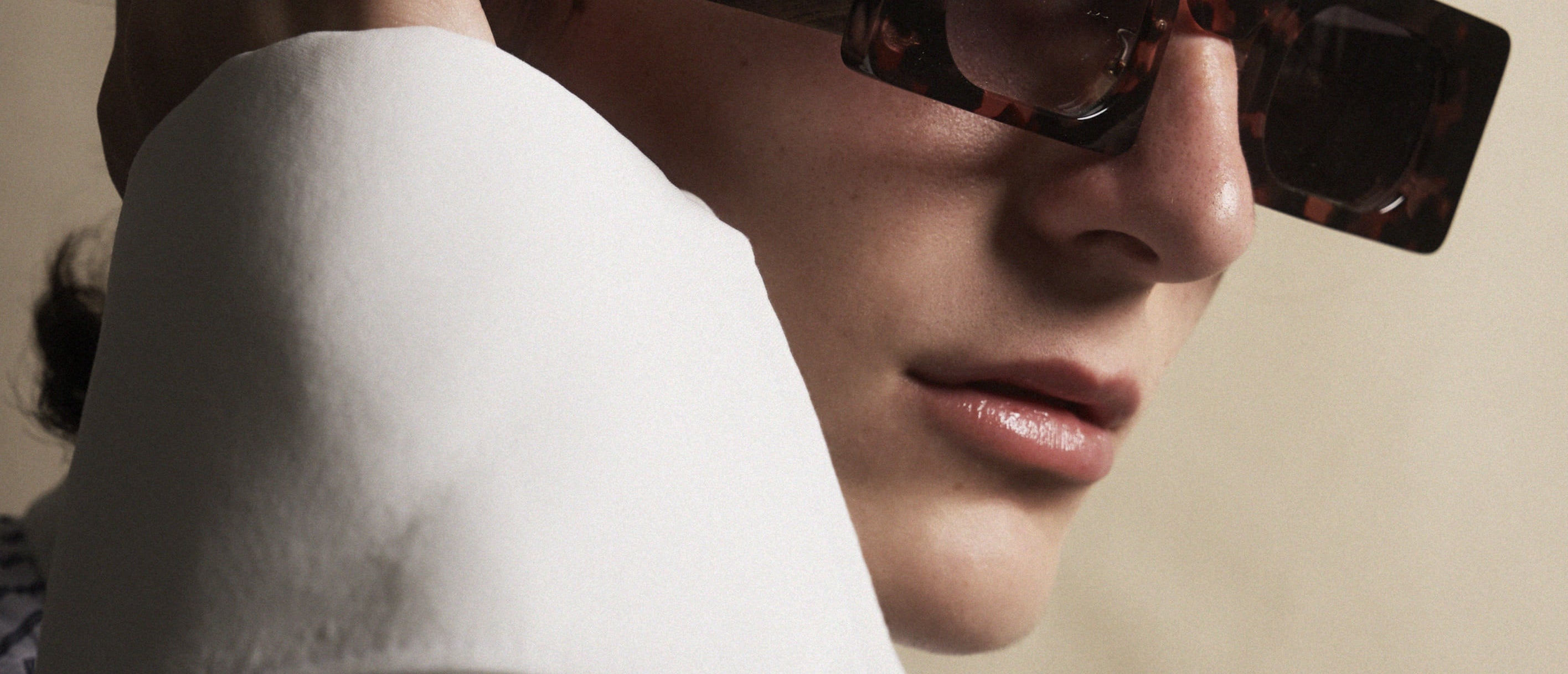 Laveta Eyewear-Sunglasses-alvarocalafat