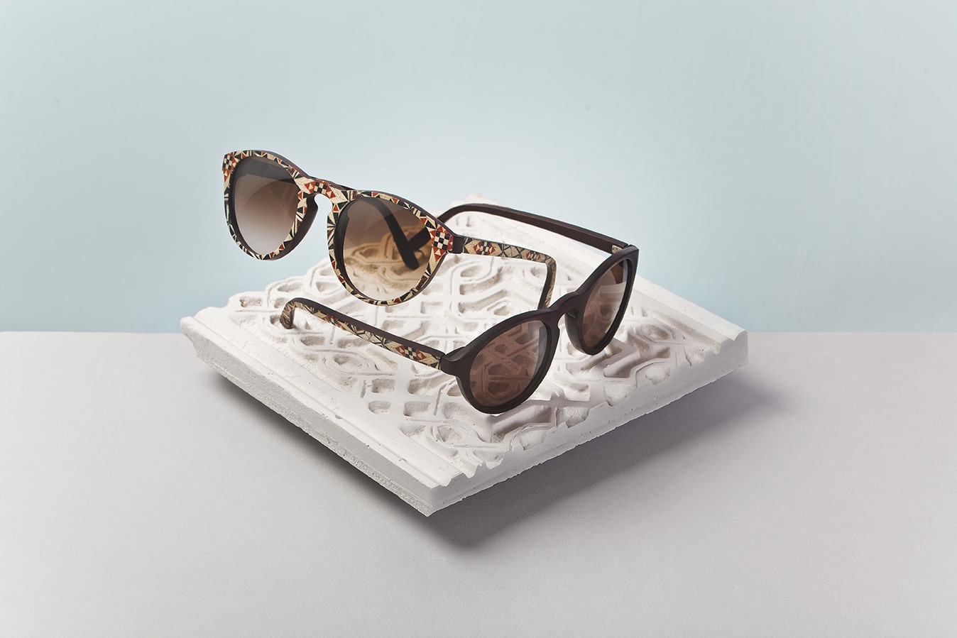 Laveta Eyewear-Sunglasses-AlhambrayGeneralife